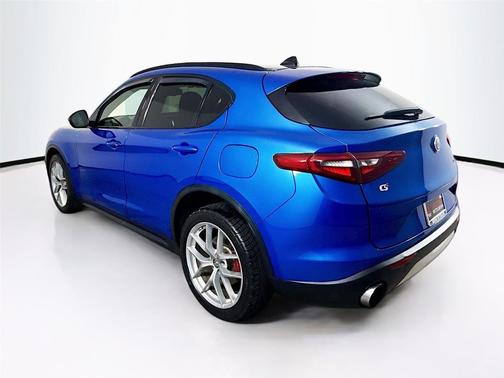 2018 Alfa Romeo Stelvio Ti Sport