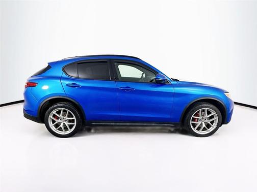2018 Alfa Romeo Stelvio Ti Sport