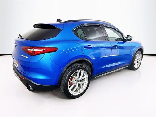 2018 Alfa Romeo Stelvio Ti Sport