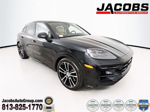 2025 Porsche Cayenne Cayenne Turbo E-Hybrid