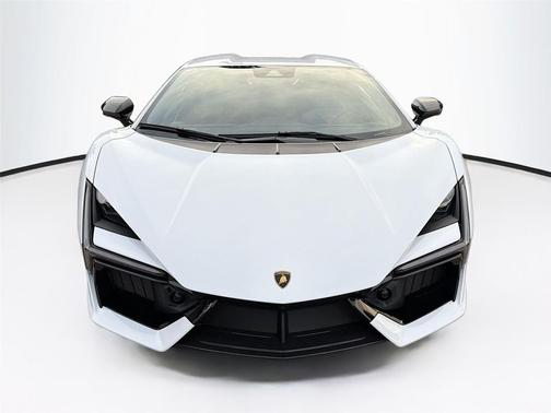 2024 Lamborghini Revuelto Coupe