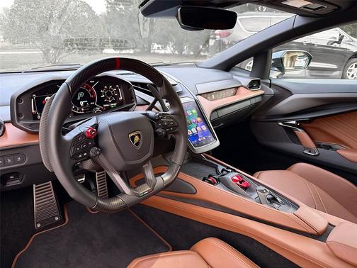 2024 Lamborghini Revuelto Coupe