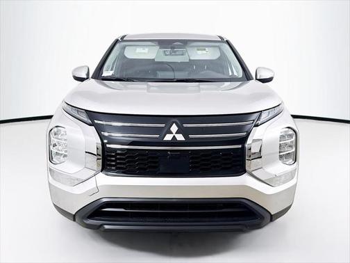 2025 Mitsubishi Outlander ES 2.5 2WD