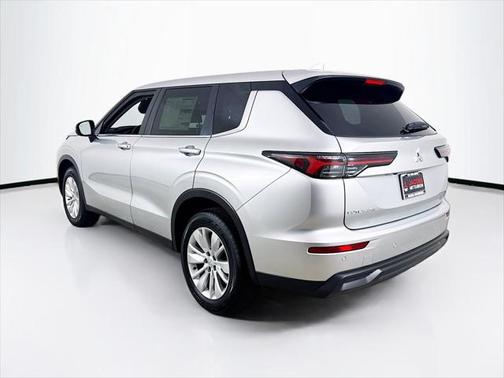 2025 Mitsubishi Outlander ES 2.5 2WD