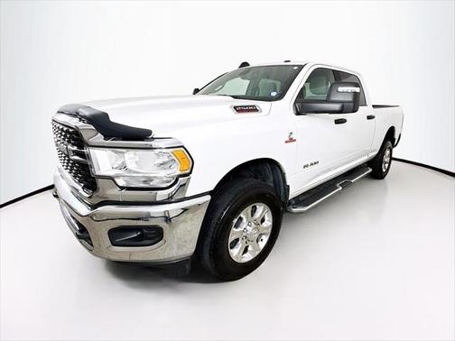 2023 RAM 2500 Big Horn Crew Cab 4x4 6'4' Box