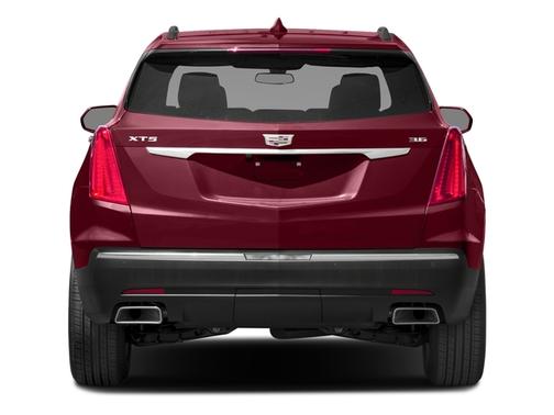 Radiant Silver Metallic 2018 Cadillac XT5 Luxury