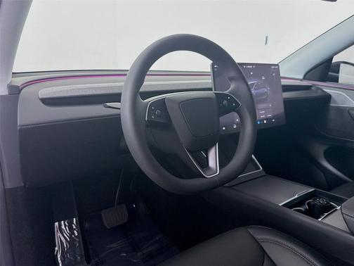 2026 Tesla Model Y Long Range Dual Motor All-Wheel Drive