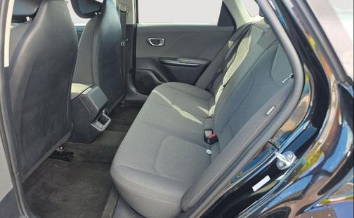 Aurora Black Pearl 2025 Kia K4 LXS
