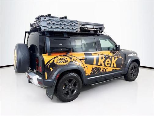 2023 Land Rover Defender 110 S