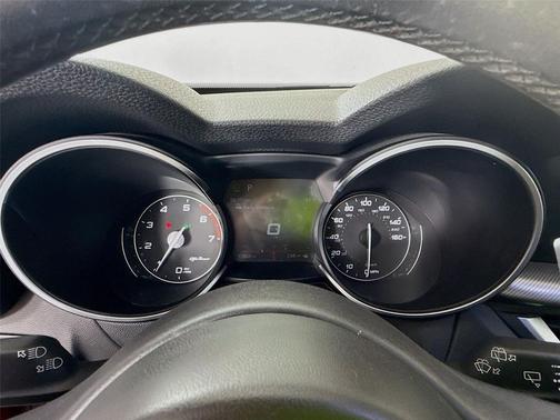 Rosso Competizione Tri-Coat 2019 Alfa Romeo Stelvio Ti Sport