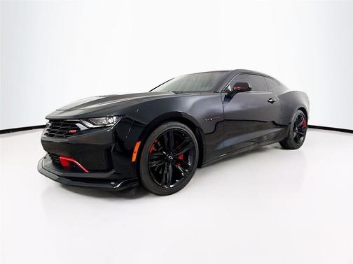 2021 Chevrolet Camaro RWD Coupe LT1