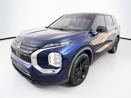 2022 Mitsubishi Outlander SE Launch Edition 2WD