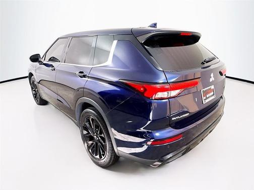 2022 Mitsubishi Outlander SE Launch Edition 2WD