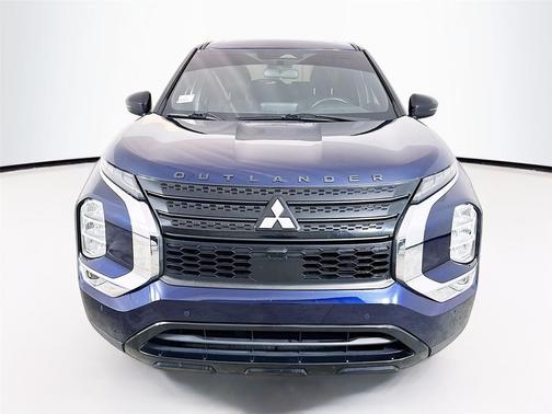 2022 Mitsubishi Outlander SE Launch Edition 2WD