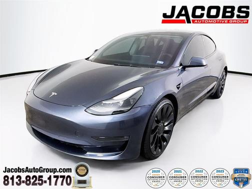 Midnight Silver Metallic 2022 Tesla Model 3 Performance