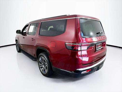2023 Jeep Wagoneer L Series II 4x2