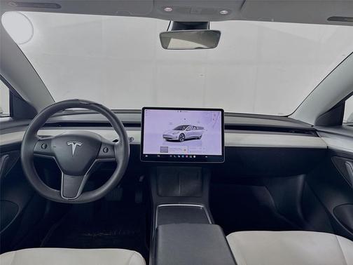 Pearl White Multi-Coat 2023 Tesla Model 3 Standard Range