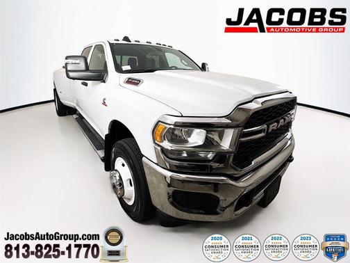 2024 RAM 3500 Tradesman Crew Cab 4x4 8' Box