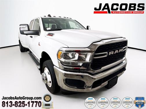2024 RAM 3500 Tradesman Crew Cab 4x4 8' Box