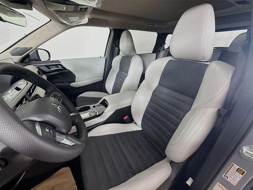 2026 Mitsubishi Outlander SE 1.5T 2WD