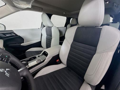 2026 Mitsubishi Outlander SE 1.5T 2WD