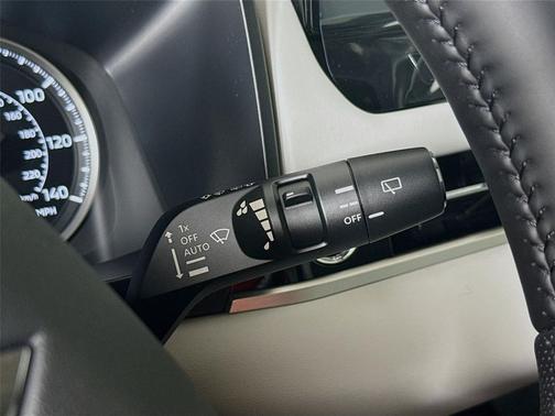 Black Diamond 2026 Mitsubishi Outlander SE