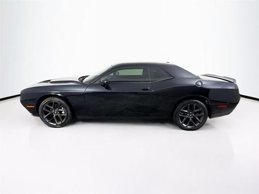 Pitch Black Clearcoat 2023 Dodge Challenger SXT