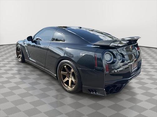 2016 Nissan GT-R Black Edition