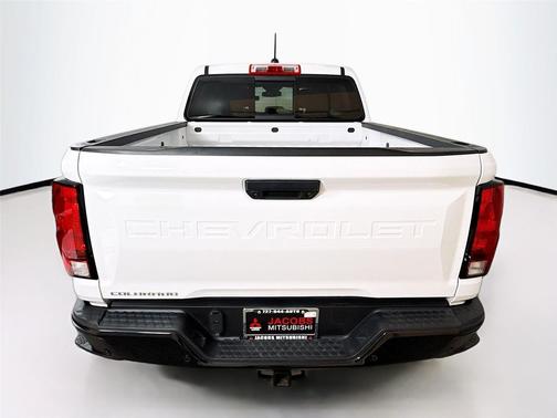 2024 Chevrolet Colorado WT