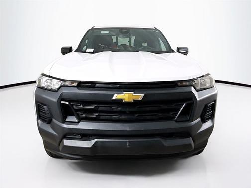 2024 Chevrolet Colorado WT