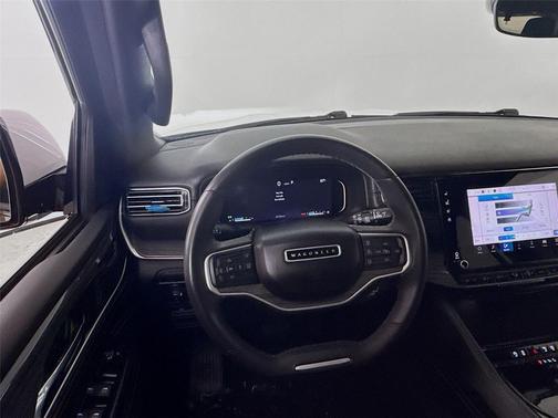 2022 Jeep Wagoneer Series II 4x2