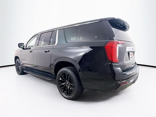 2024 GMC Yukon XL SLE