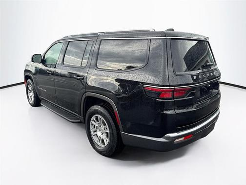 Diamond Black Crystal Pearlcoat 2022 Jeep Wagoneer Series I 4x2