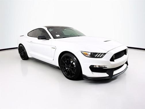 2016 Ford Shelby GT350 Base