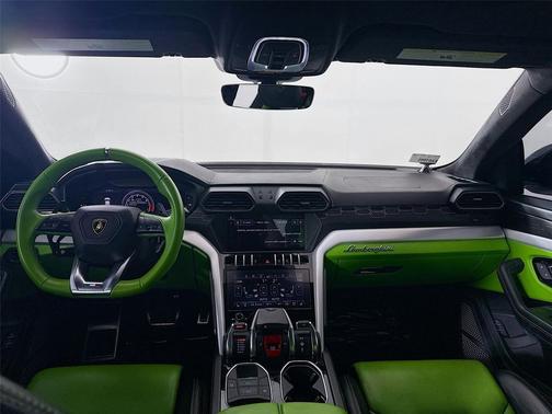 2019 Lamborghini Urus AWD