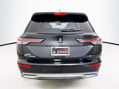 2025 Mitsubishi Outlander SE 2.5 2WD