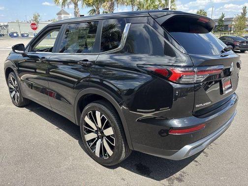 2025 Mitsubishi Outlander SE 2.5 2WD