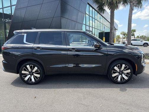 2025 Mitsubishi Outlander SE 2.5 2WD