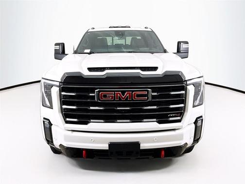 2024 GMC Sierra 2500 AT4