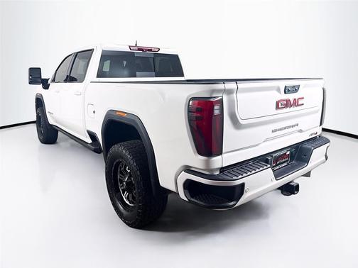 2024 GMC Sierra 2500 AT4