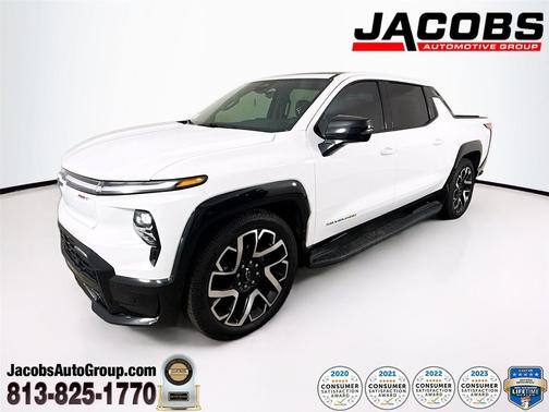 Summit White 2024 Chevrolet Silverado EV First-Edition RST 4WD