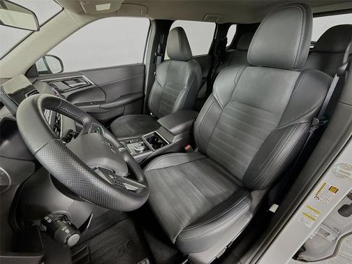 2024 Mitsubishi Outlander SE 2.5 2WD