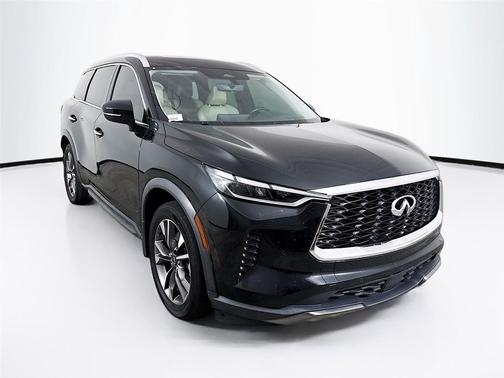 2022 INFINITI QX60 Luxe