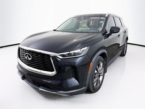 2022 INFINITI QX60 Luxe