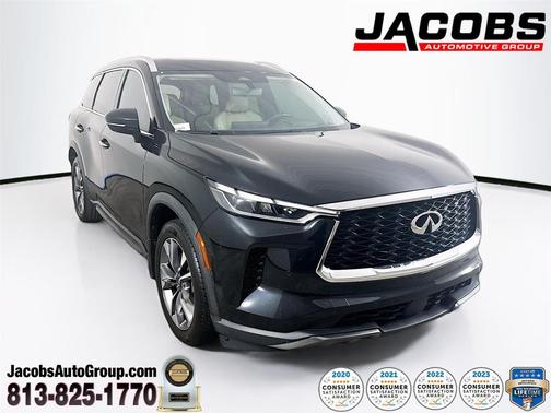 2022 INFINITI QX60 Luxe