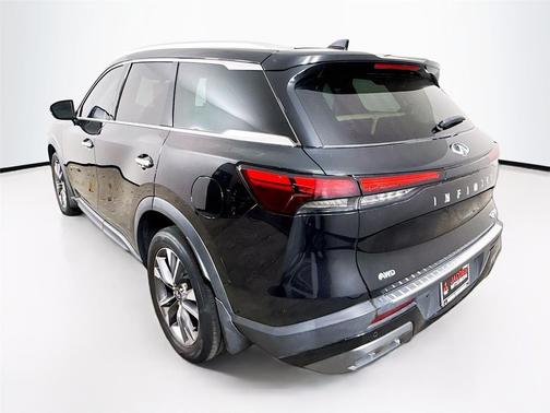 2022 INFINITI QX60 Luxe