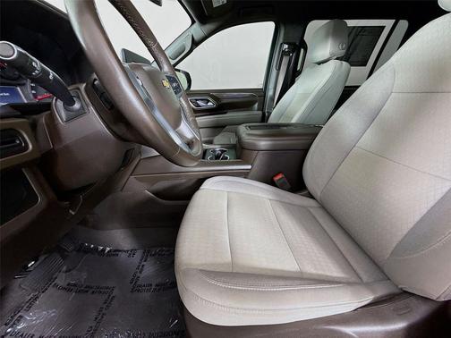 Dark Ash Metallic 2022 Chevrolet Suburban LS