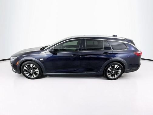 Dark Moon Blue Metallic 2019 Buick Regal TourX AWD Essence