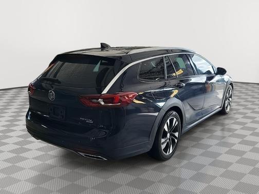 Dark Moon Blue Metallic 2019 Buick Regal TourX AWD Essence