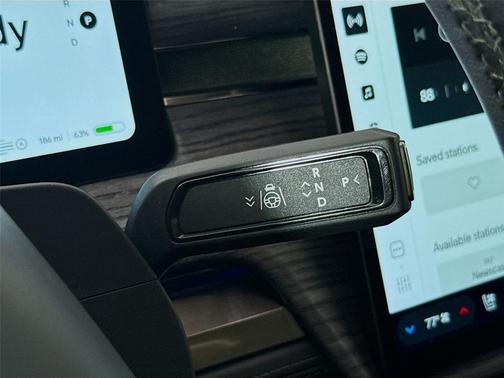 2022 Rivian R1T Adventure